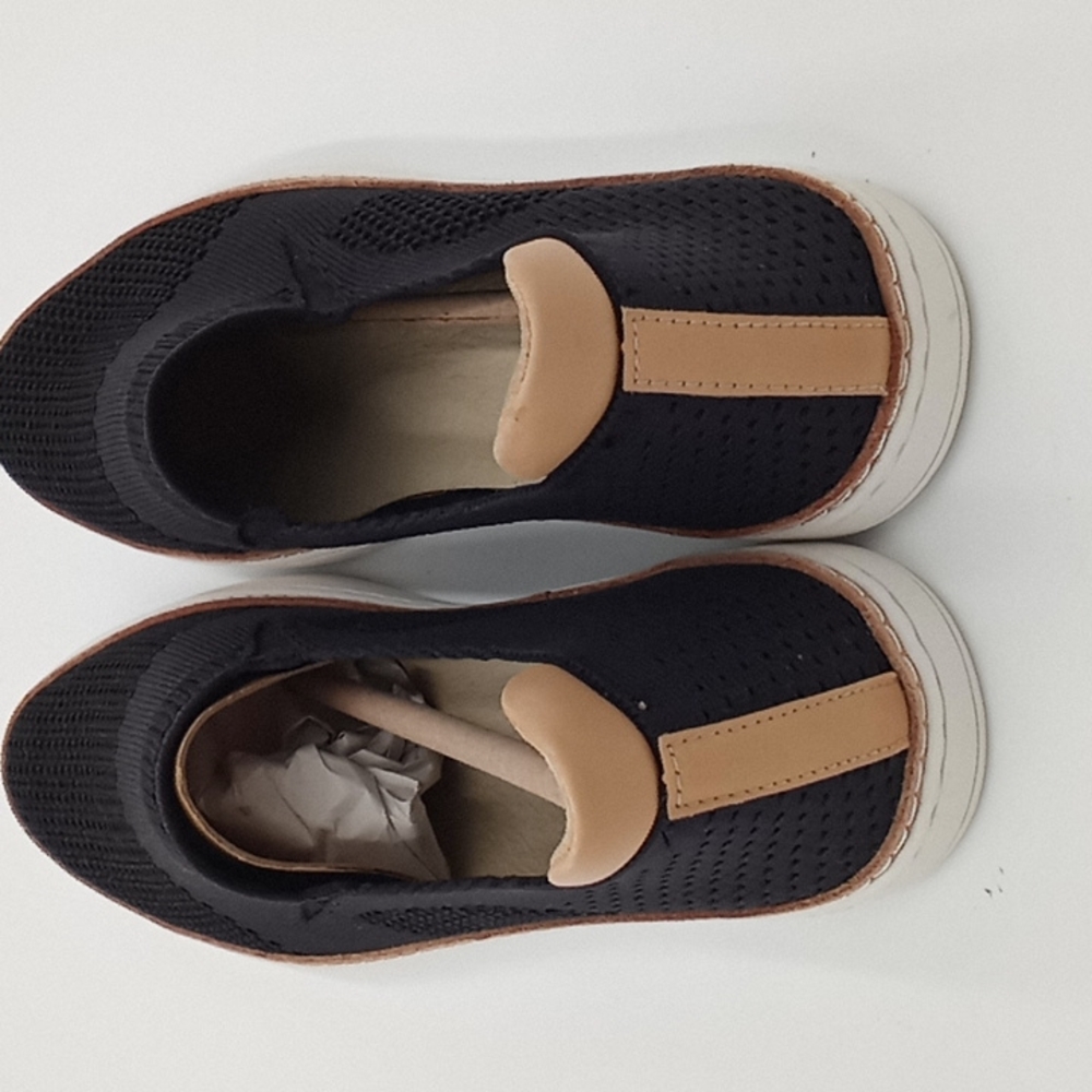 UGG Sammy Slip-On Knit Sneakers Black 10M - Picture 8 of 12